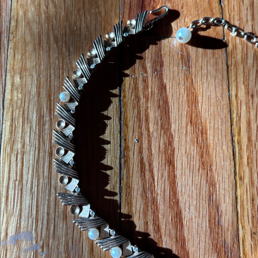 Vintage Trifari Gold Plated and Rhinestones Choker - Picture 5 of 6